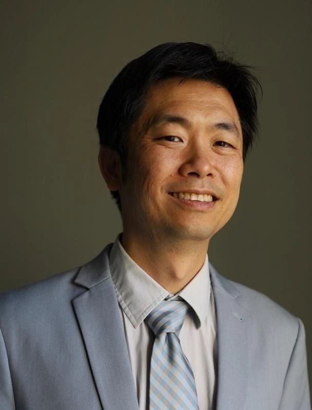 Portrait of Dr Huan Chan, Lipid and Diabetes Specialist